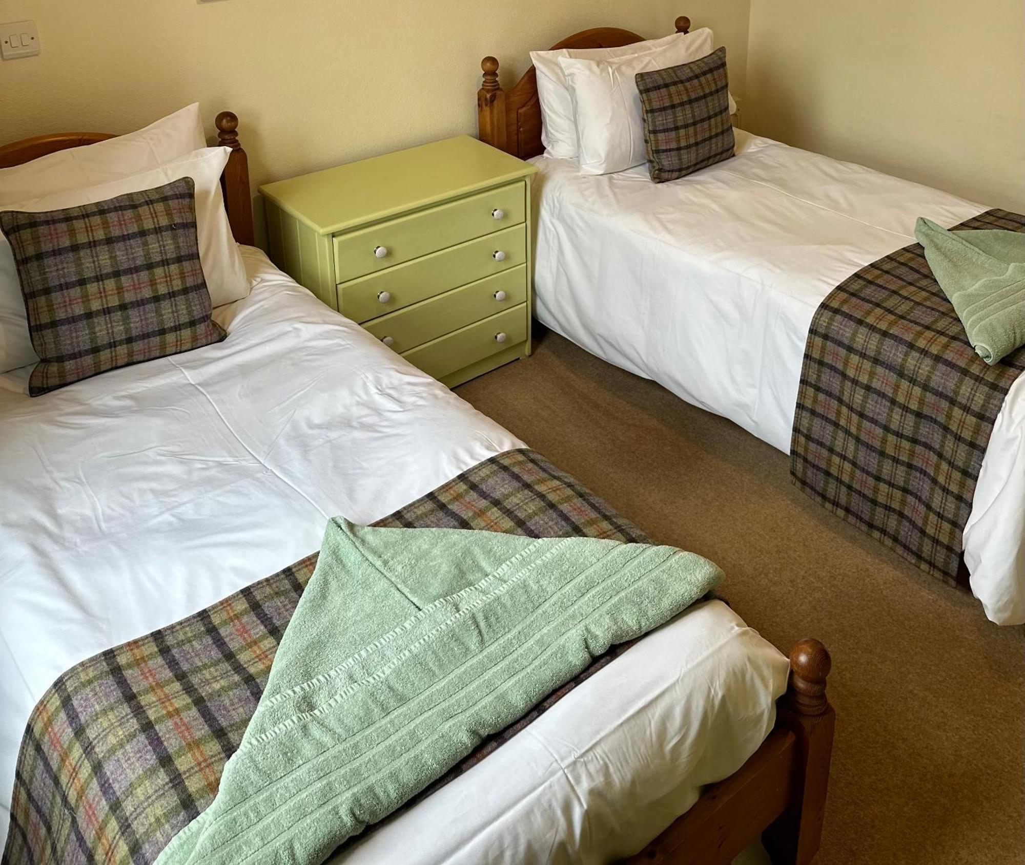 Station House Holiday Cottages, Exclusively For Grown Ups, Thornton Dale พิกเคอริง ภายนอก รูปภาพ