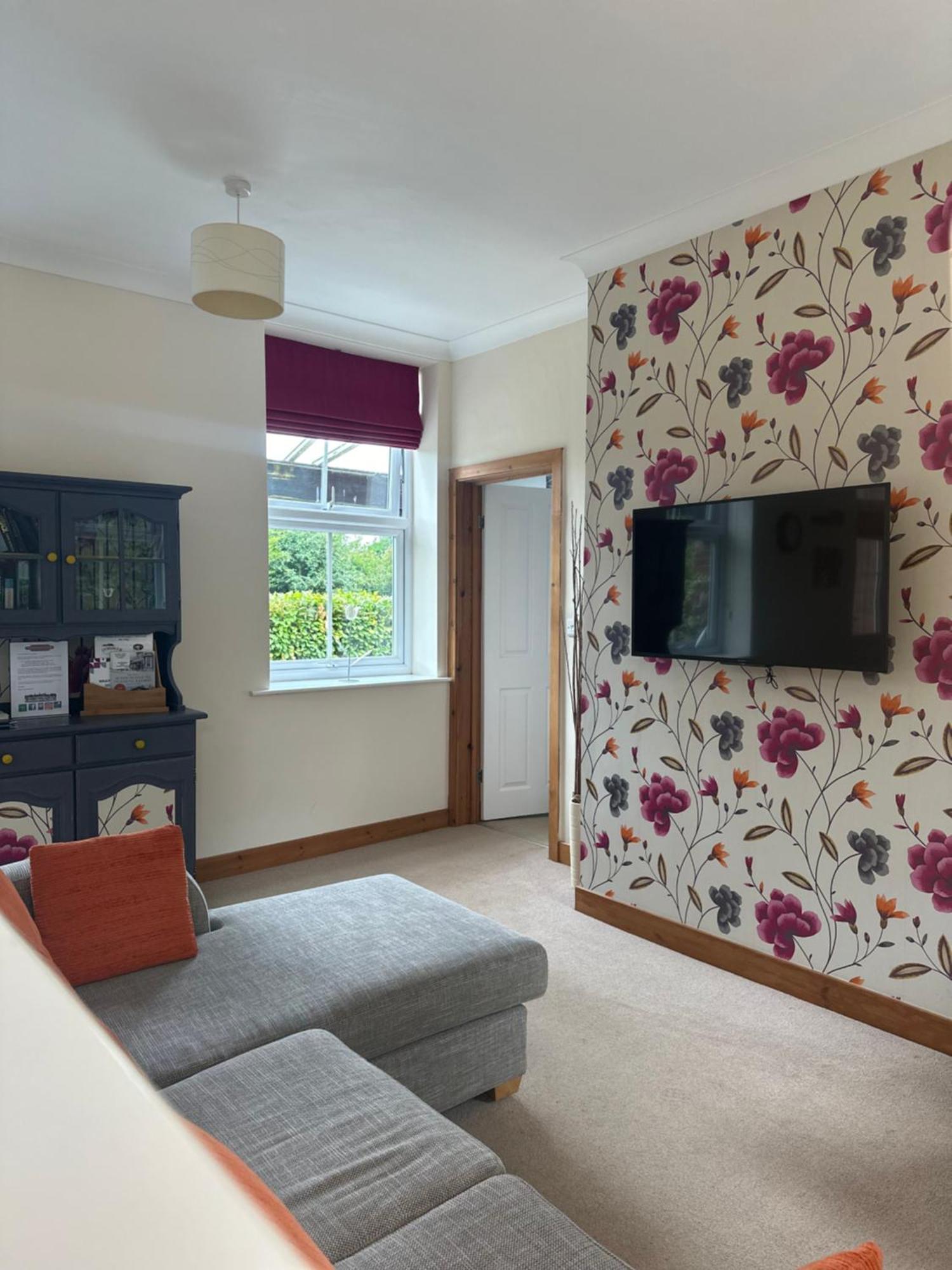 Station House Holiday Cottages, Exclusively For Grown Ups, Thornton Dale พิกเคอริง ภายนอก รูปภาพ