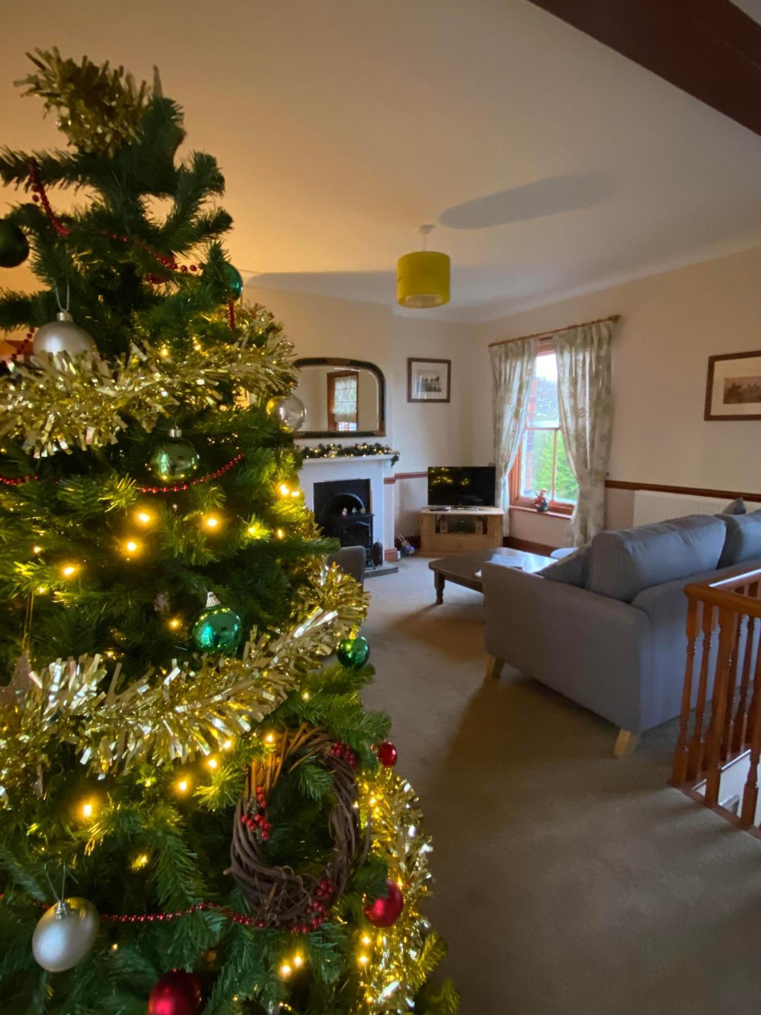 Station House Holiday Cottages, Exclusively For Grown Ups, Thornton Dale พิกเคอริง ภายนอก รูปภาพ