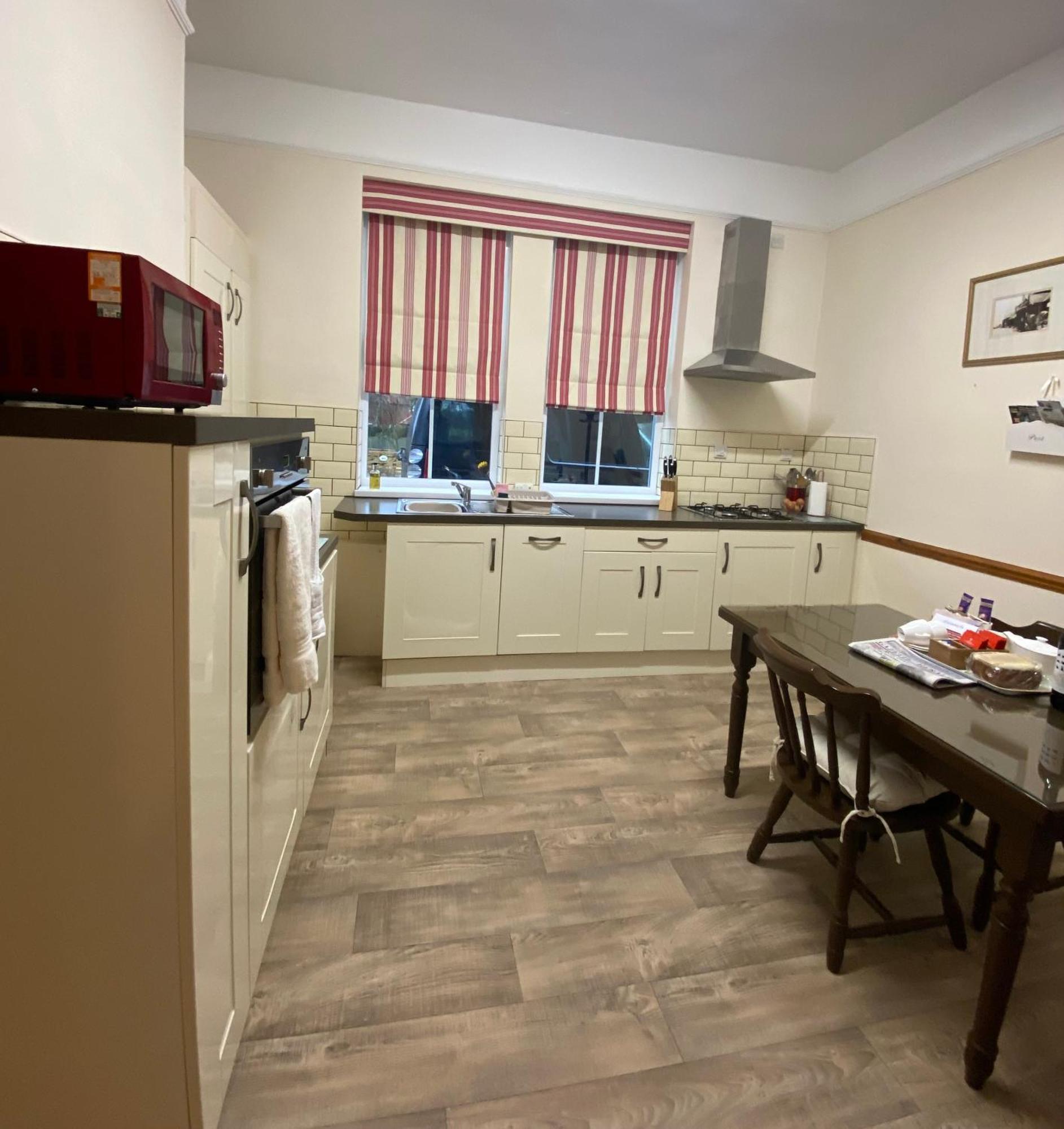 Station House Holiday Cottages, Exclusively For Grown Ups, Thornton Dale พิกเคอริง ภายนอก รูปภาพ