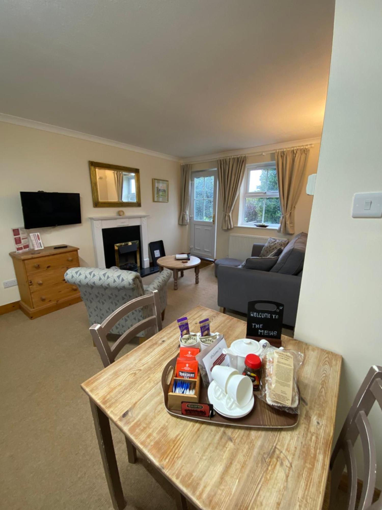 Station House Holiday Cottages, Exclusively For Grown Ups, Thornton Dale พิกเคอริง ภายนอก รูปภาพ